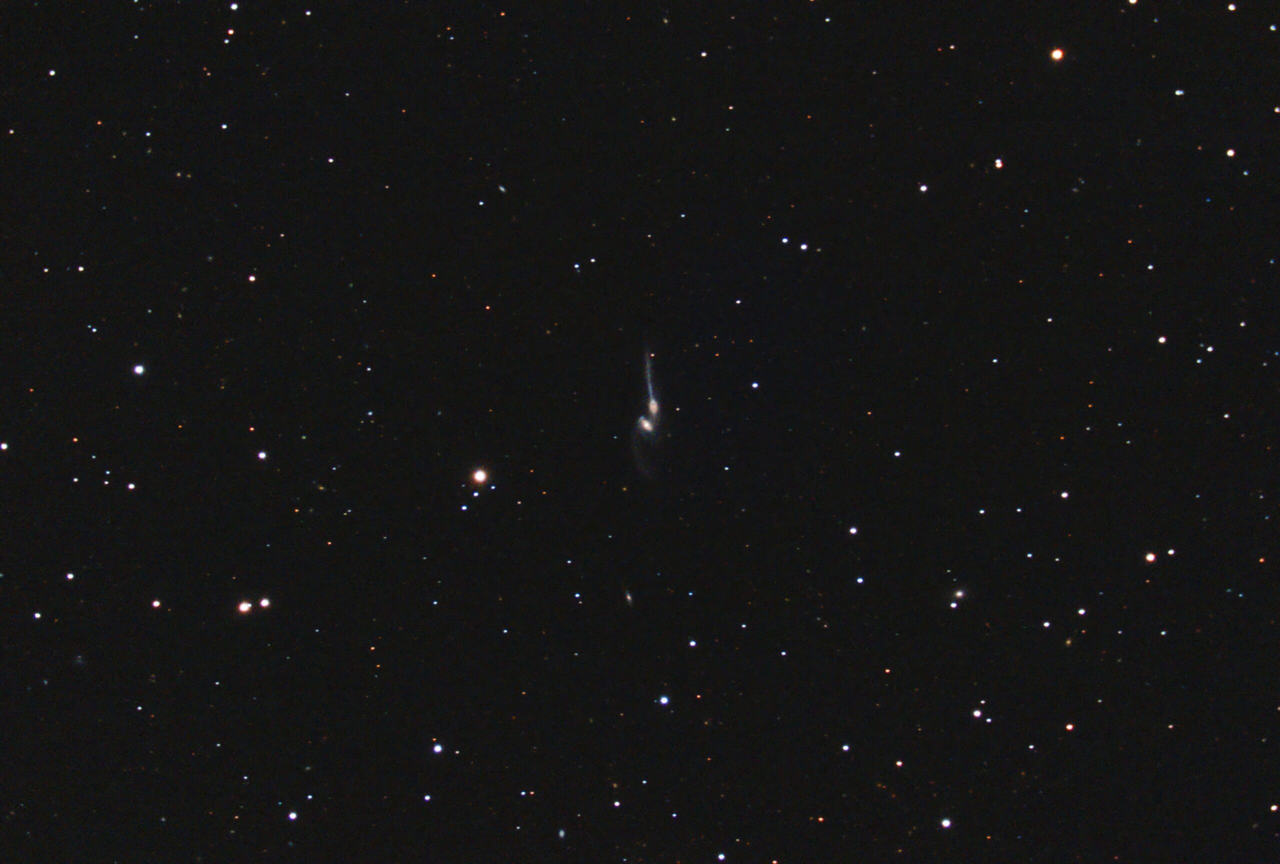 NGC 4676 — Les « Souris » - pêcheurs d'étoiles